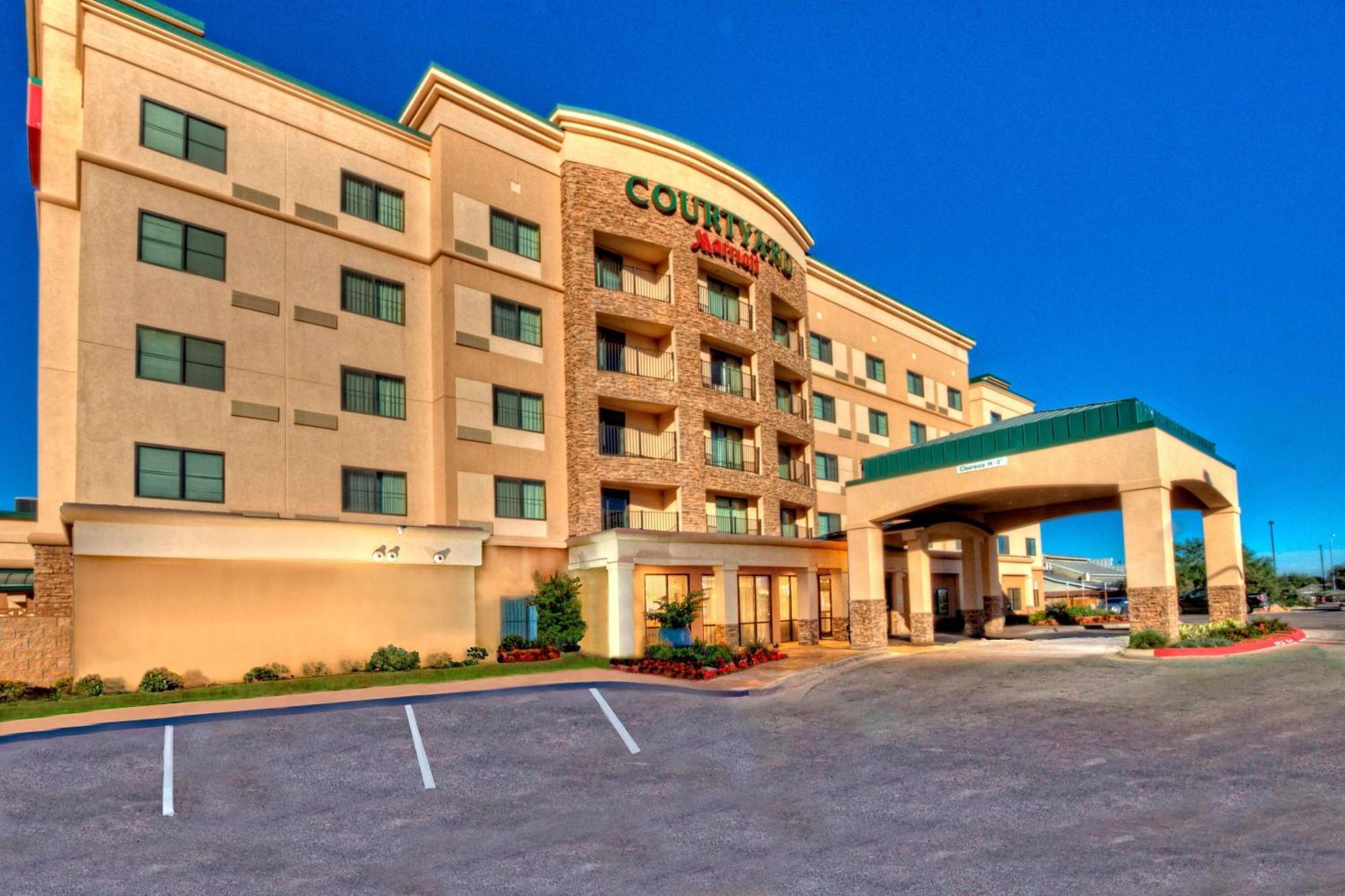 Hotel Courtyard By Marriott Midland Esterno foto